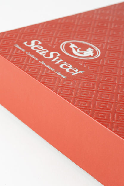 Debossed Sweet Box with Textured Finish-04