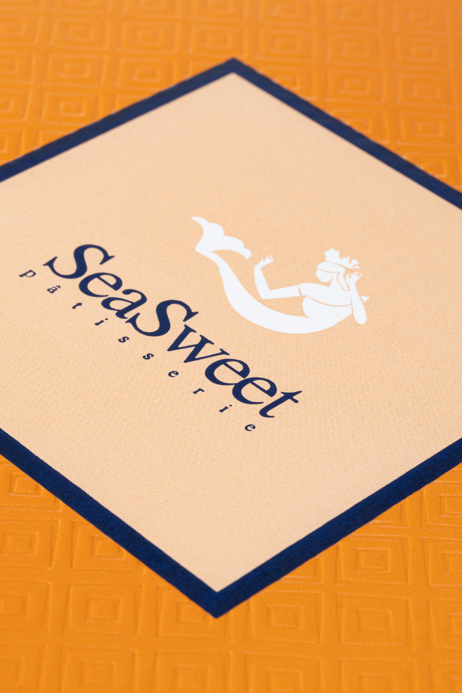 Shoulder Square Chocolate Box-06