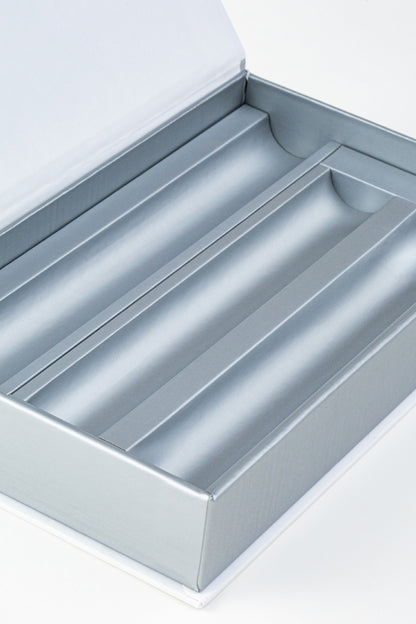 Silver Paper Cigar Box with Magnetic Closure